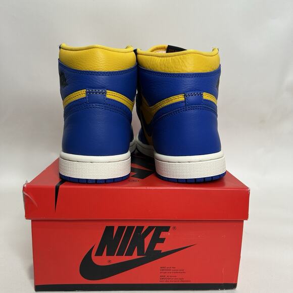 Nike Air Jordan 1 Retro High OG WMNS “Reverse Laney” - Picture 4 of 6